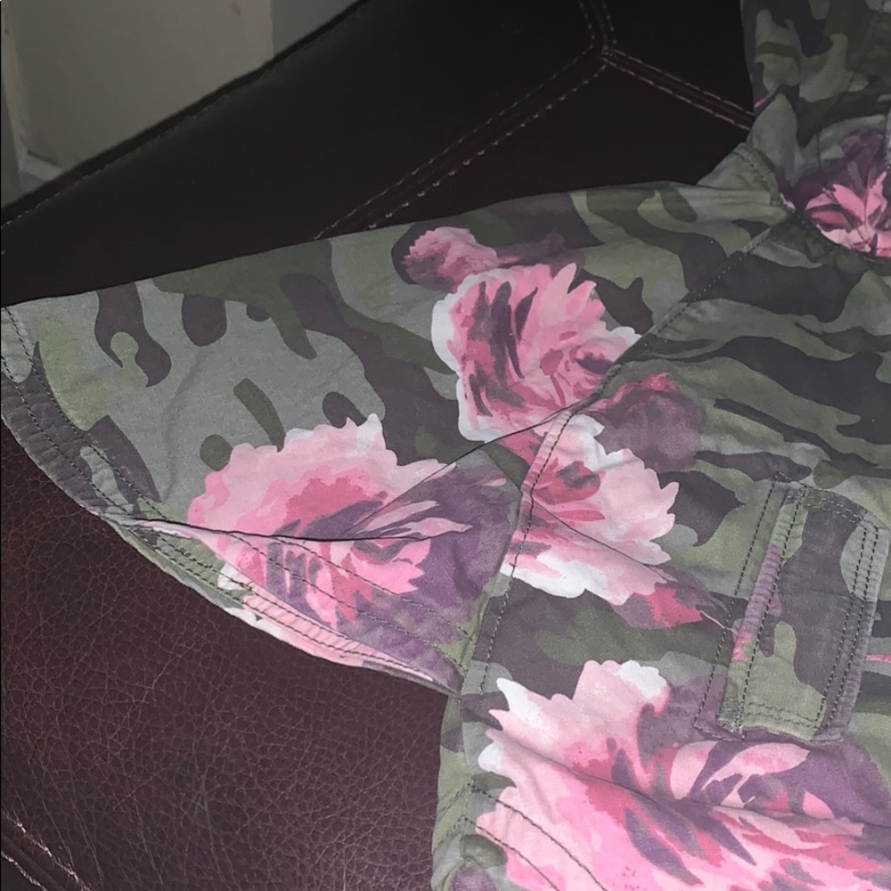 Jacket - Picture 2 of 4